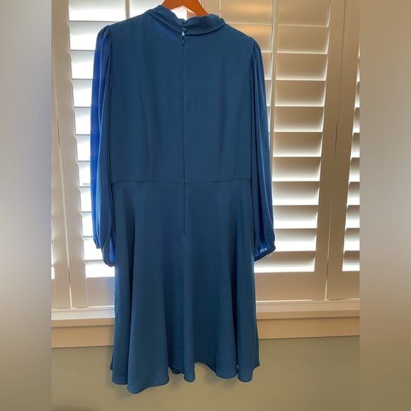 Maggie London Tie Neck Long Sleeve Fit and Flare Dress (plus size)  US 16 E - Picture 4 of 5